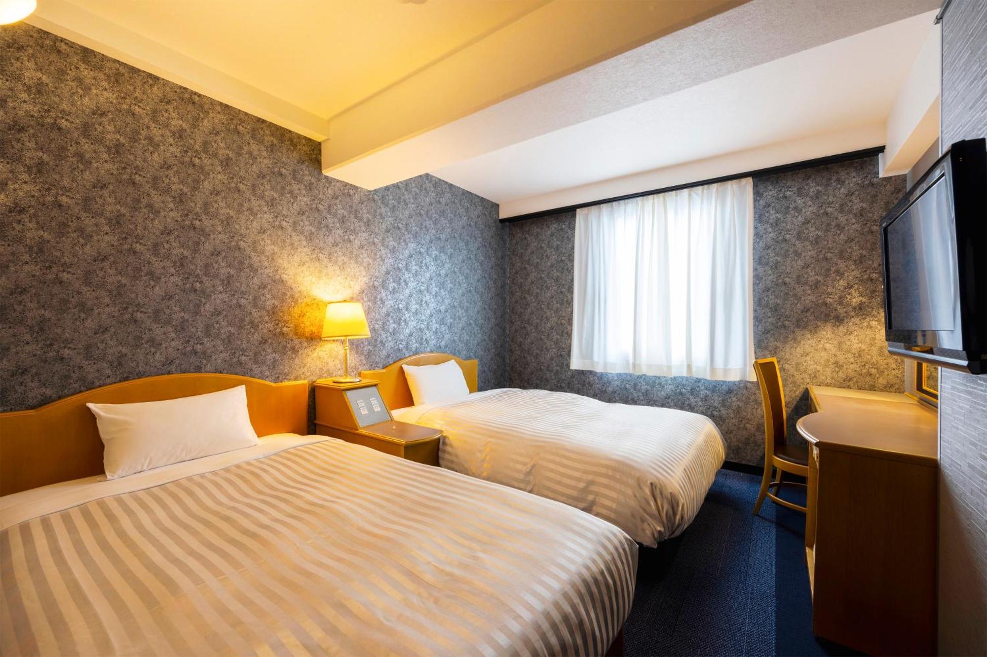 Miyakonojo Green Hotel Esterno foto